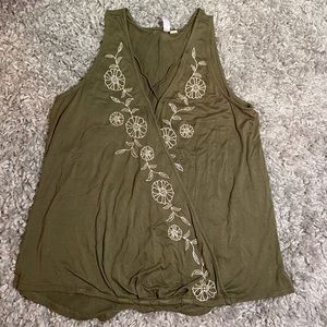 Boho army green tank top!